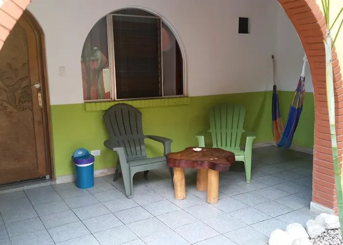 El Cactus Hostel Sámara