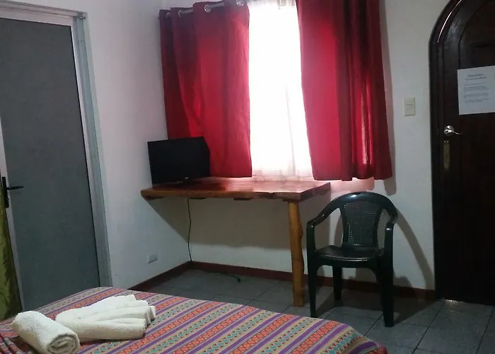 El Cactus Hostel Sámara