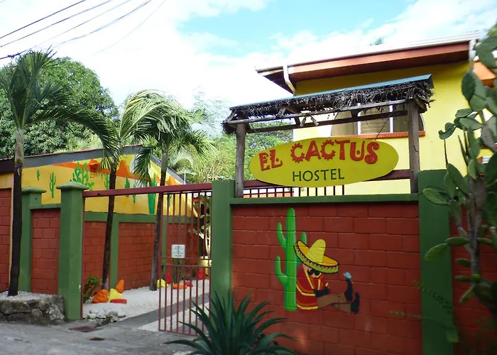 El Cactus Hostel Sámara