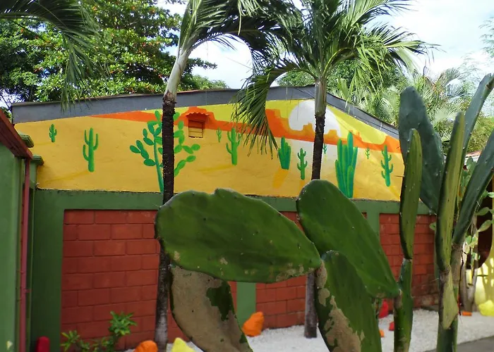 El Cactus Hostel Sámara